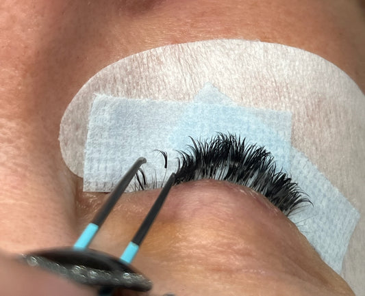 How Long Do Lash Extensions Last?