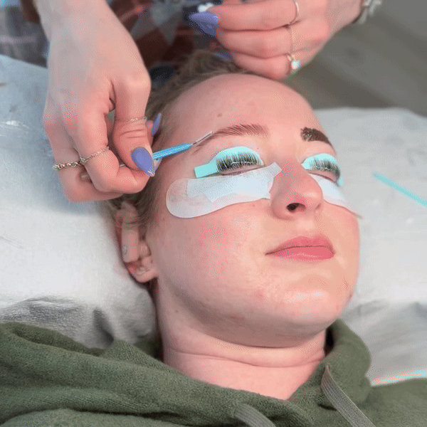 The Lash Den Los Angeles: eyelash extensions, lash lifting, brow lamination, and training and education for lash artists, estheticians, and cosmetologists